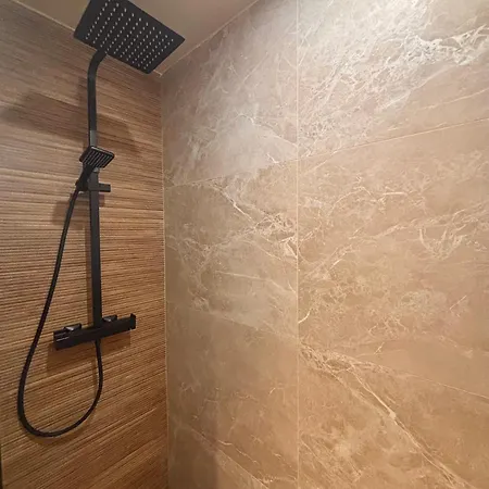 Atelier De Lumiere Gambetta